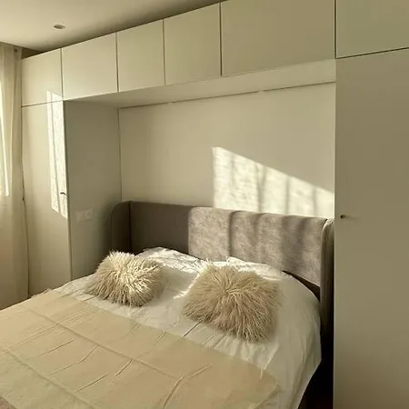 Apartman Les Hirondelles *